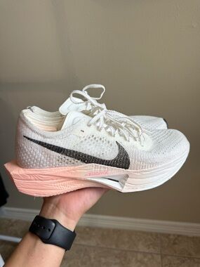 BRAND NEW Womens Vaporfly 3 Running Shoes Size 9 Mens Size 7.5